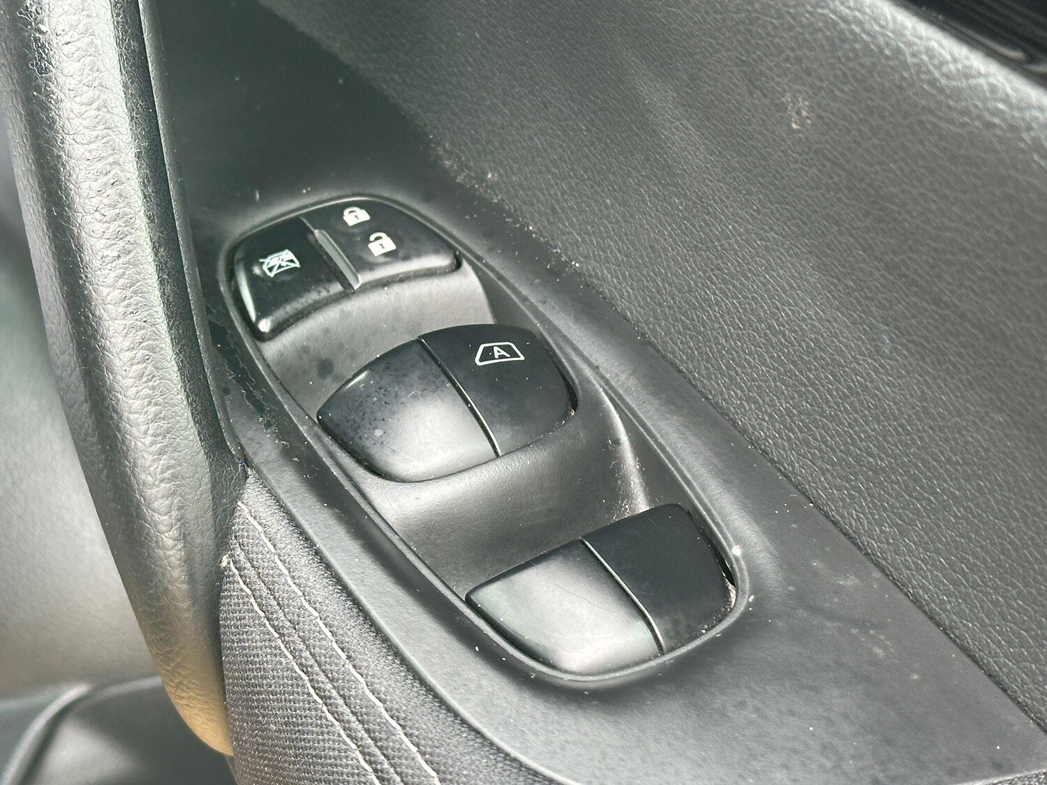 Used Nissan Qashqai 2014 for sale - 77798918: Photo 28