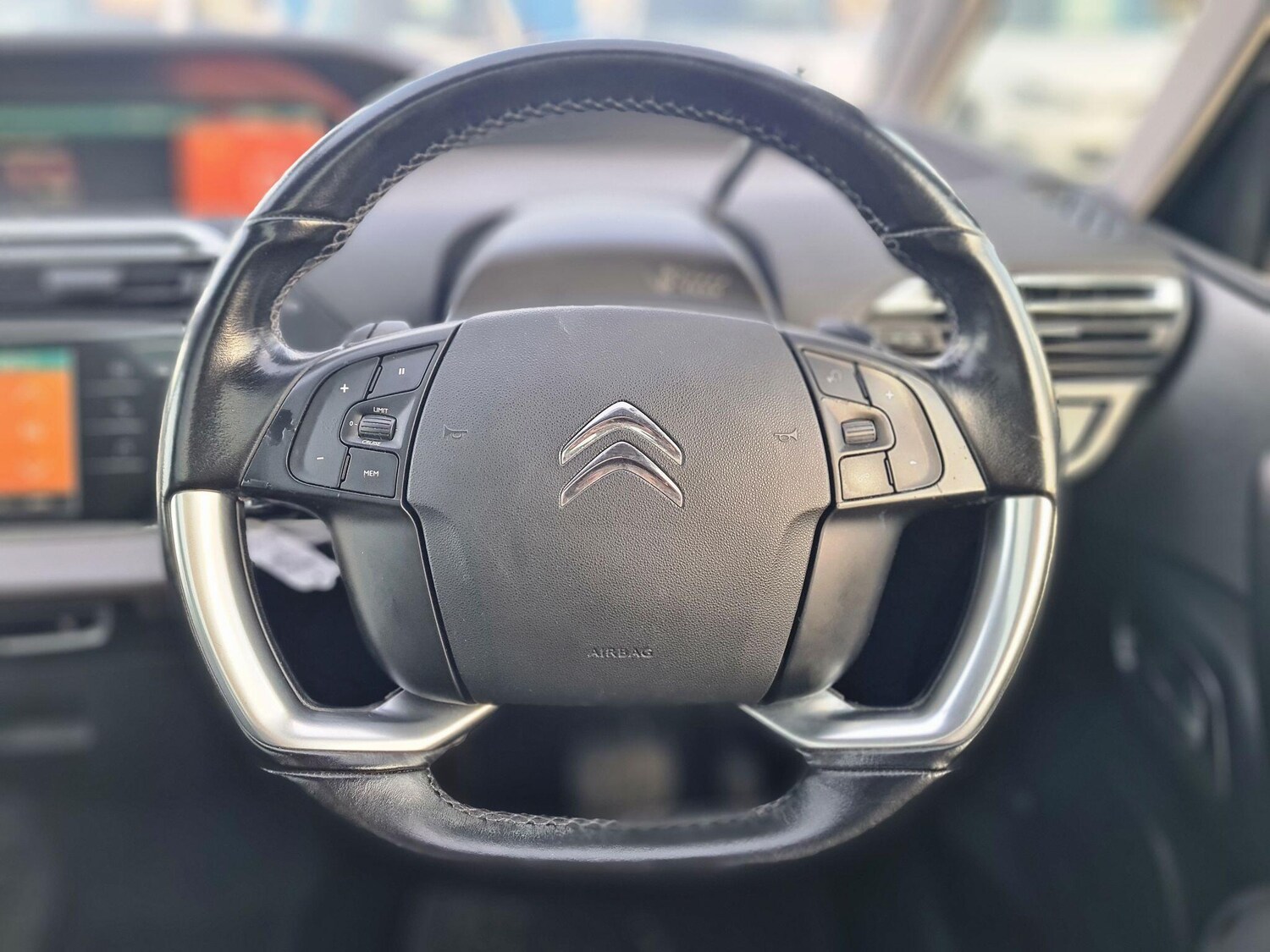 Used Citroen C4 Grand Picasso 2017 for sale - 76912863: Photo 12