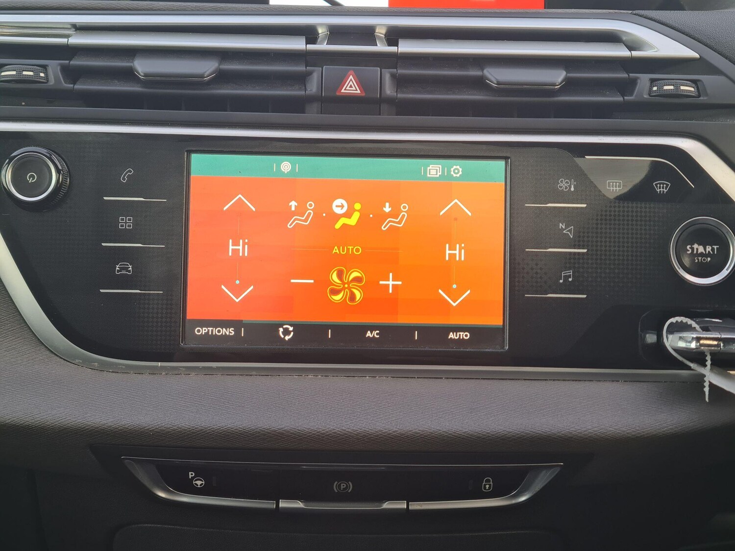 Used Citroen C4 Grand Picasso 2017 for sale - 76912863: Photo 16