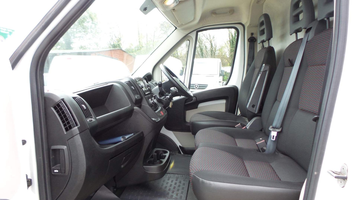 Used Peugeot Boxer 2018 for sale - 76996383: Photo 8