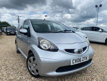 2006 (06) - 1.0 VVT-i + 5dr MMT