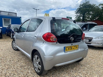 Used Toyota AYGO 2006 for sale - 76996226: Photo