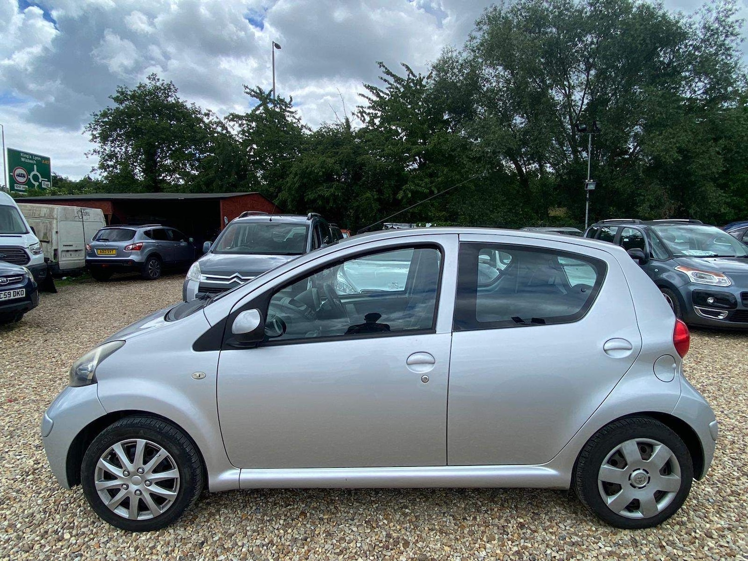 Used Toyota AYGO 2006 for sale - 76996226: Photo 6