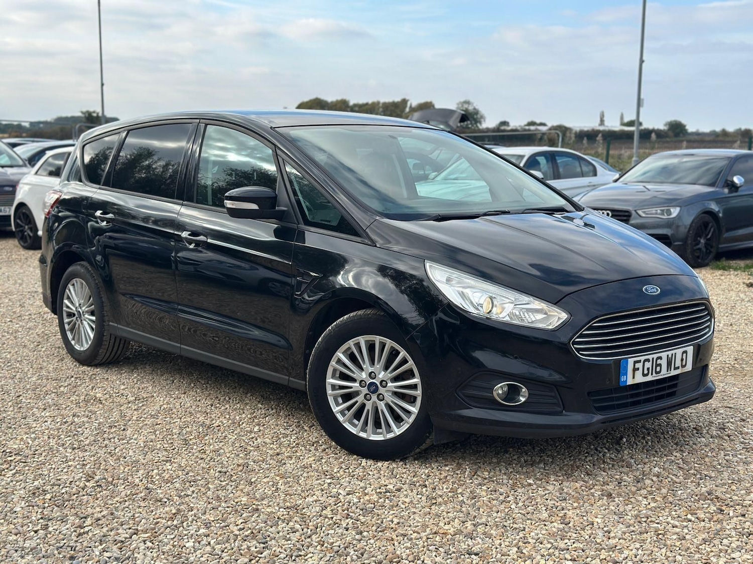 Used Ford S-Max 2016 for sale - 76108807: Photo 1