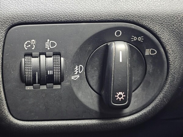 Used Audi A1 2015 for sale - 75256908: Photo 18