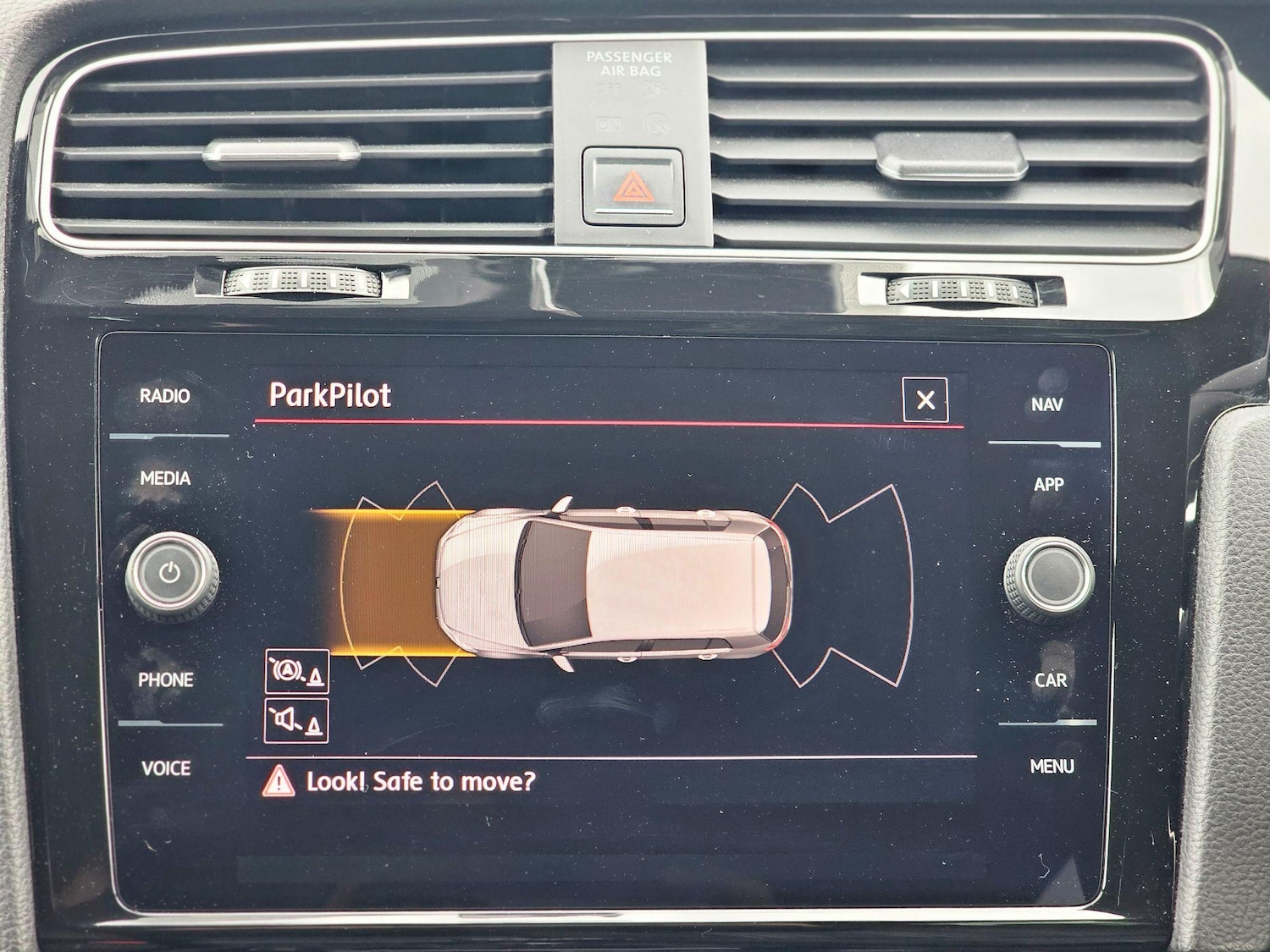 Used Volkswagen Golf 2018 for sale - 76866999: Photo 18