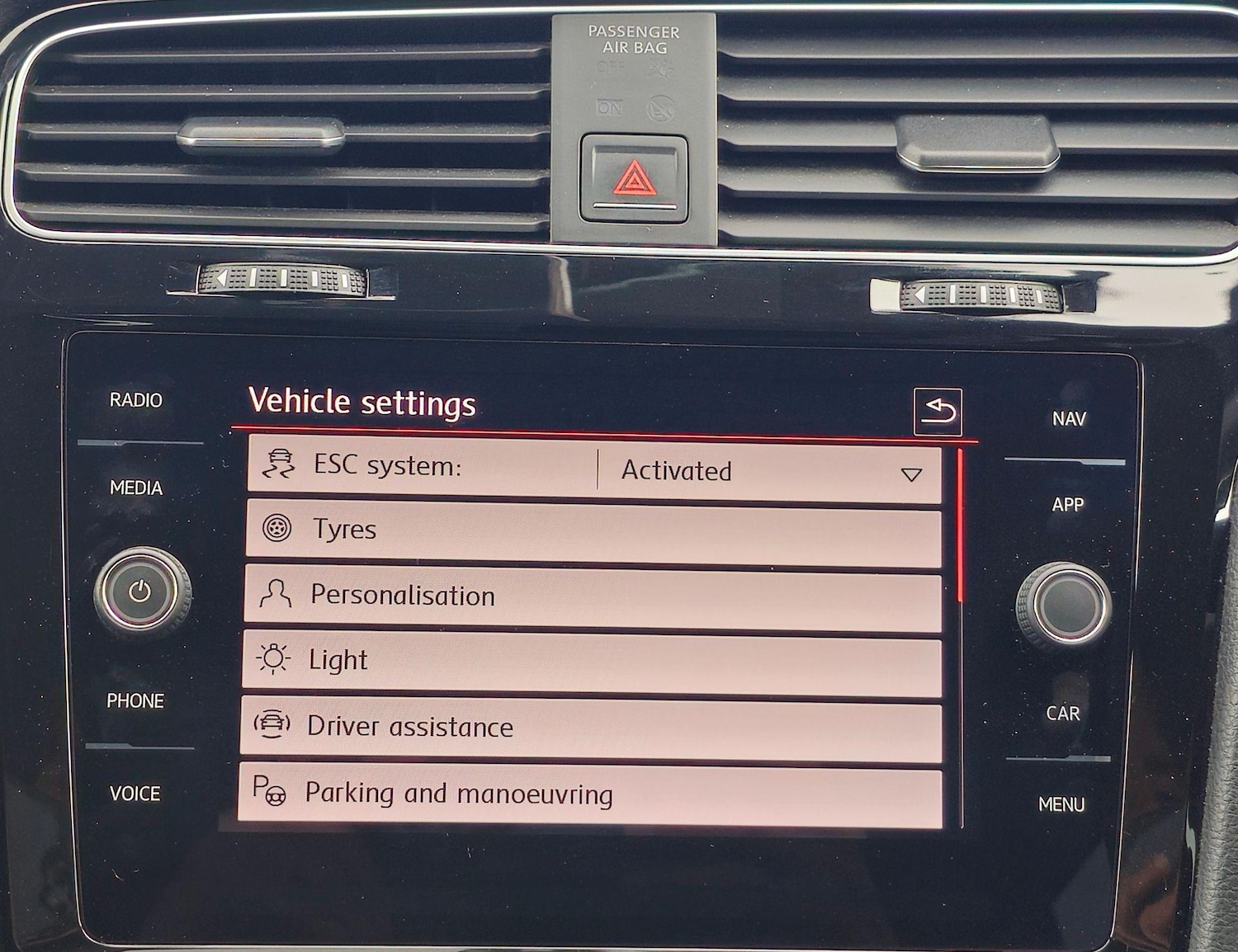 Used Volkswagen Golf 2018 for sale - 76866999: Photo 20