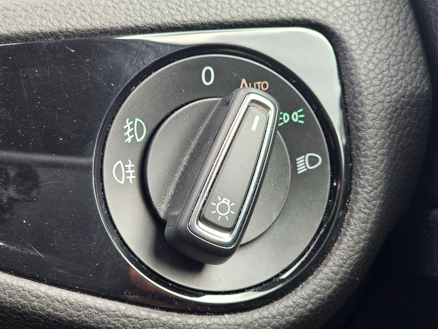 Used Volkswagen Golf 2018 for sale - 76866999: Photo 25