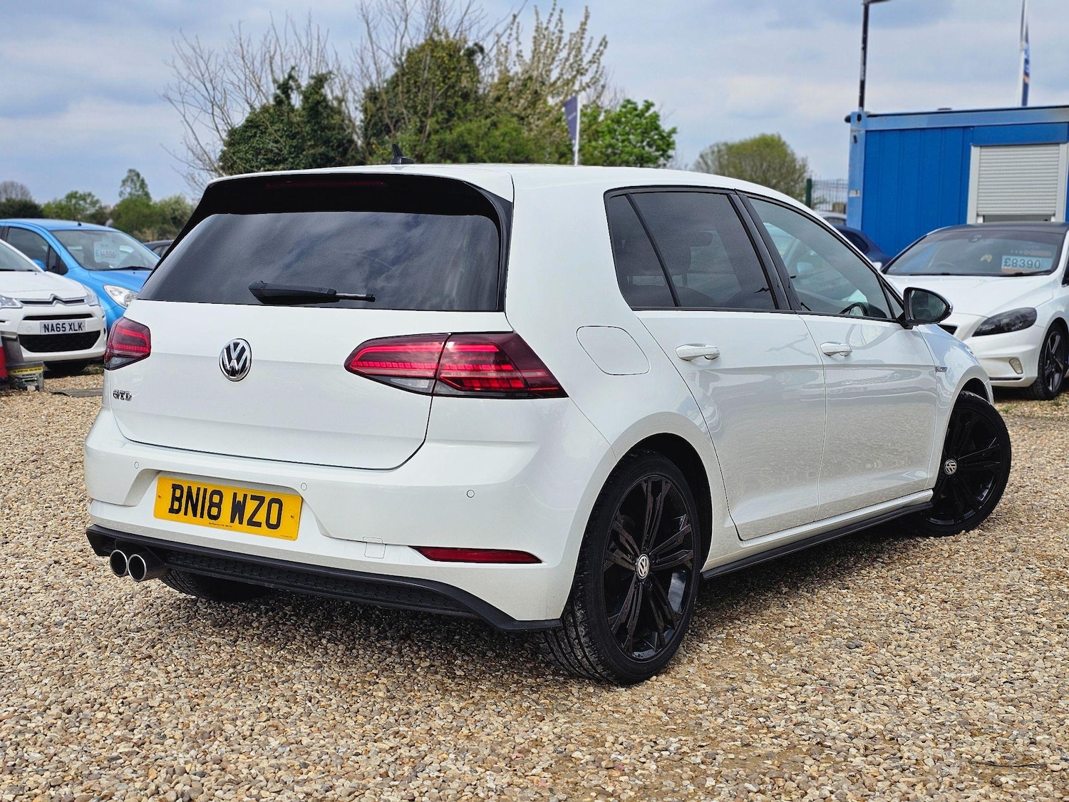 Used Volkswagen Golf 2018 for sale - 76866999: Photo 3
