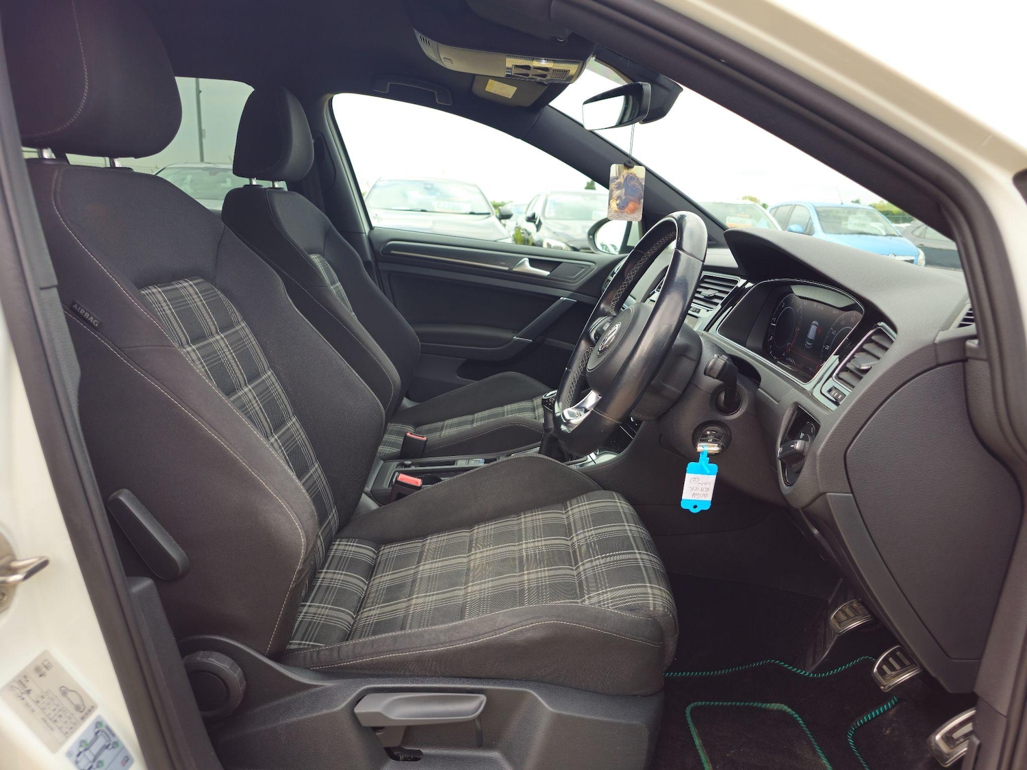 Used Volkswagen Golf 2018 for sale - 76866999: Photo 7