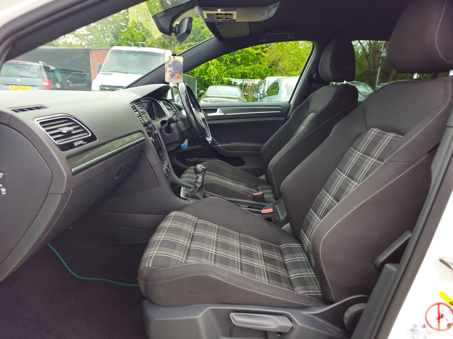 Used Volkswagen Golf 2018 for sale - 76866999: Photo 8