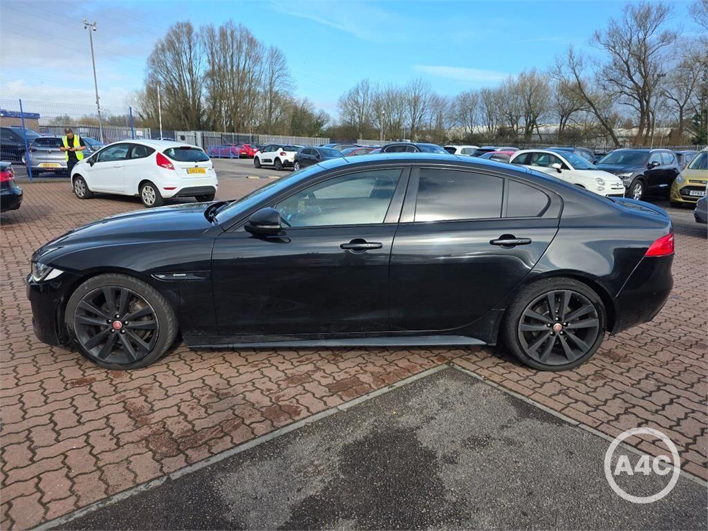 Used Jaguar XE 2017 for sale - 77939507: Photo 5