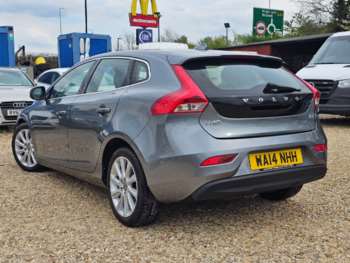 Used Volvo V40 2014 for sale - 74425324: Photo