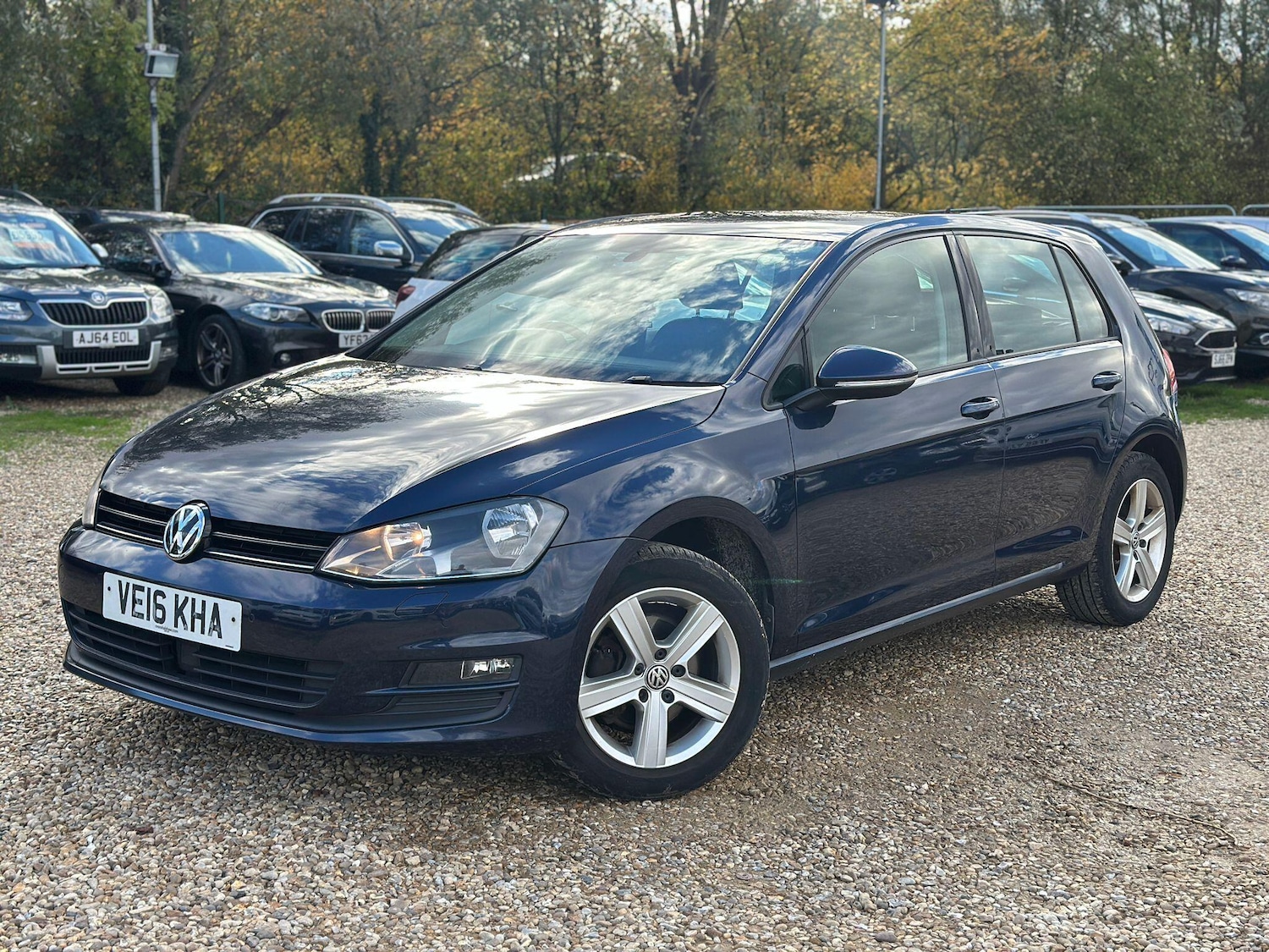 Used Volkswagen Golf 2016 for sale - 76432512: Photo 2
