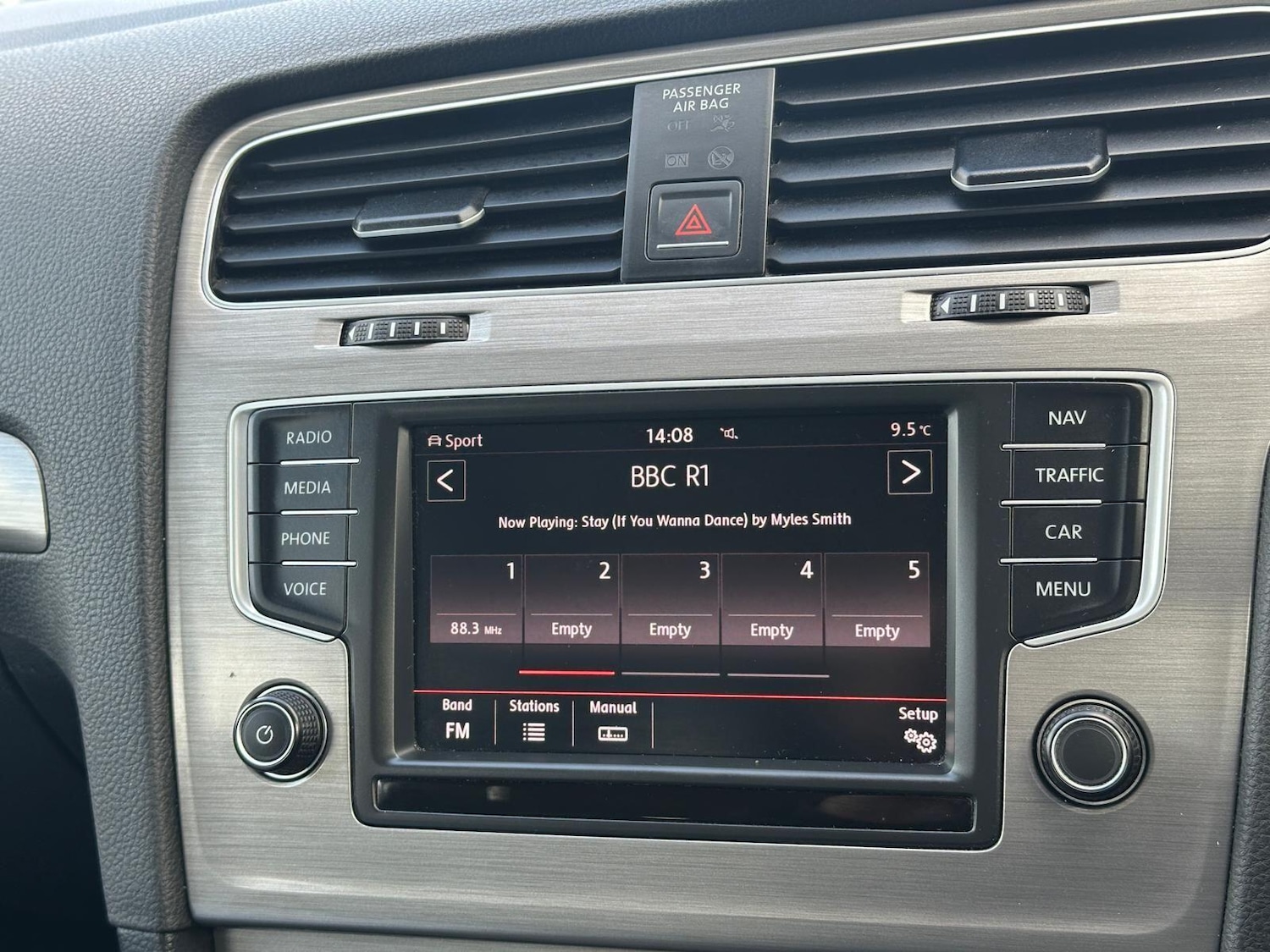 Used Volkswagen Golf 2016 for sale - 76432512: Photo 21