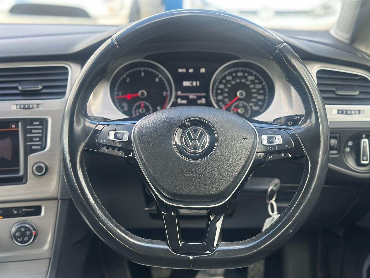 Used Volkswagen Golf 2016 for sale - 76432512: Photo 44