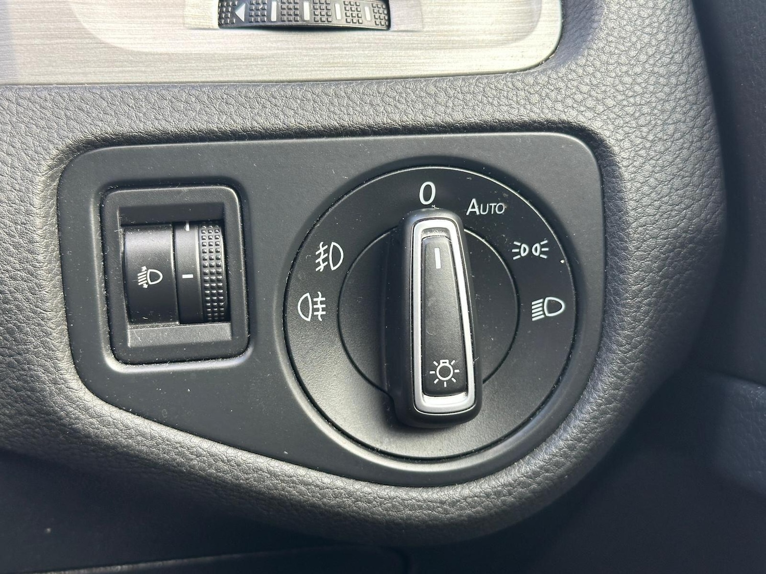 Used Volkswagen Golf 2016 for sale - 76432512: Photo 47