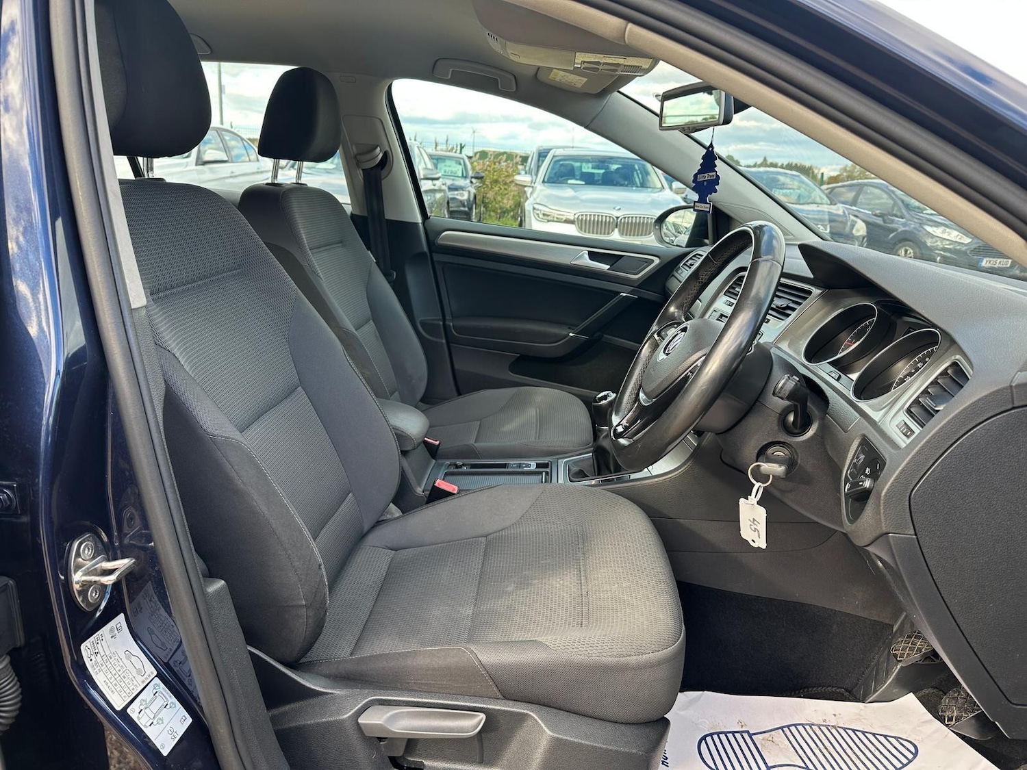 Used Volkswagen Golf 2016 for sale - 76432512: Photo 7