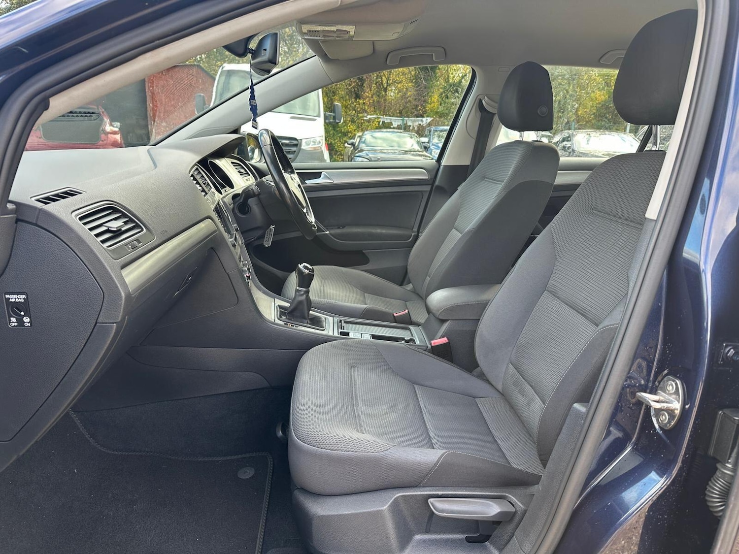 Used Volkswagen Golf 2016 for sale - 76432512: Photo 8