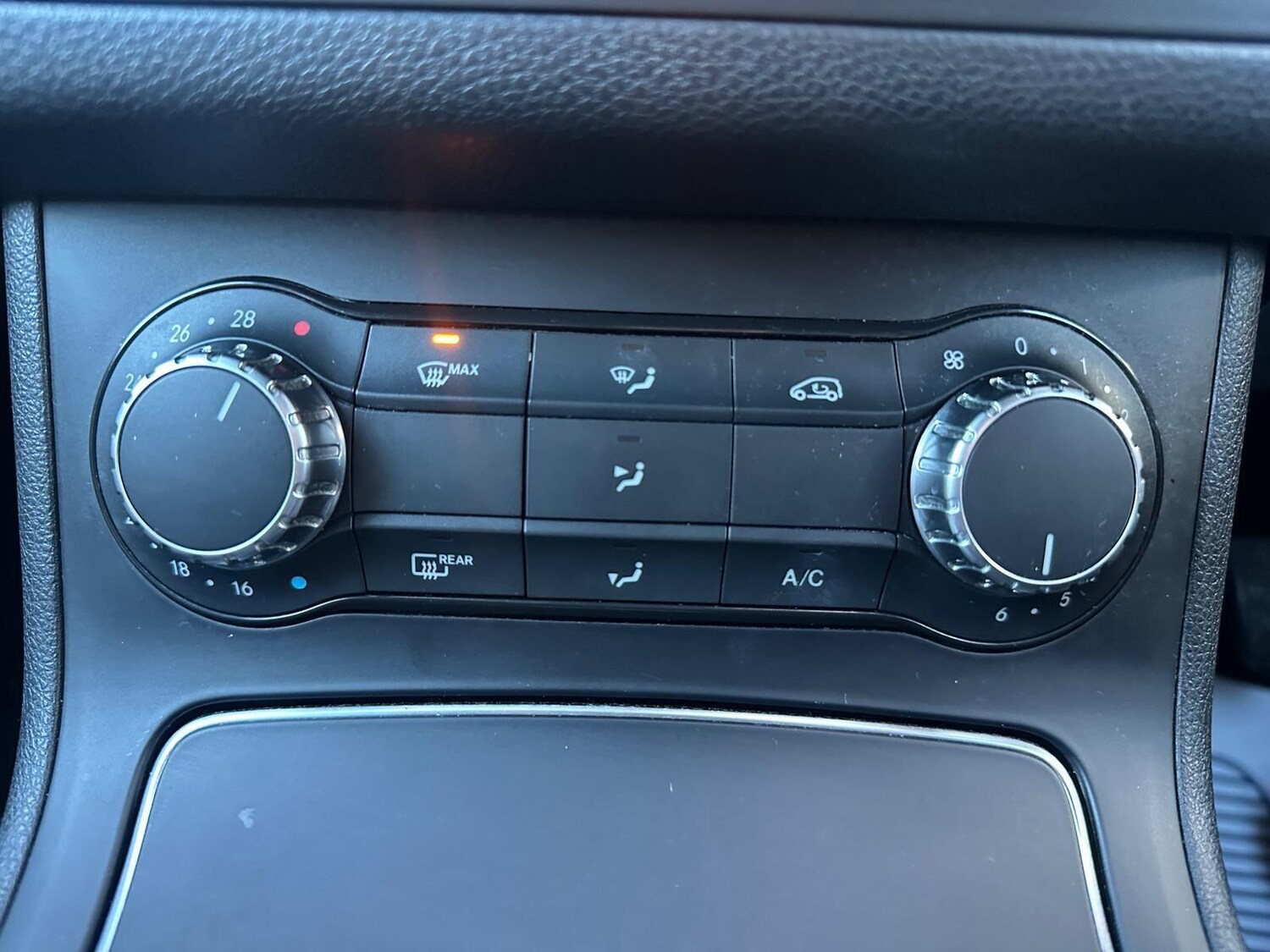 Used Mercedes-Benz B Class 2014 for sale - 76644600: Photo 23