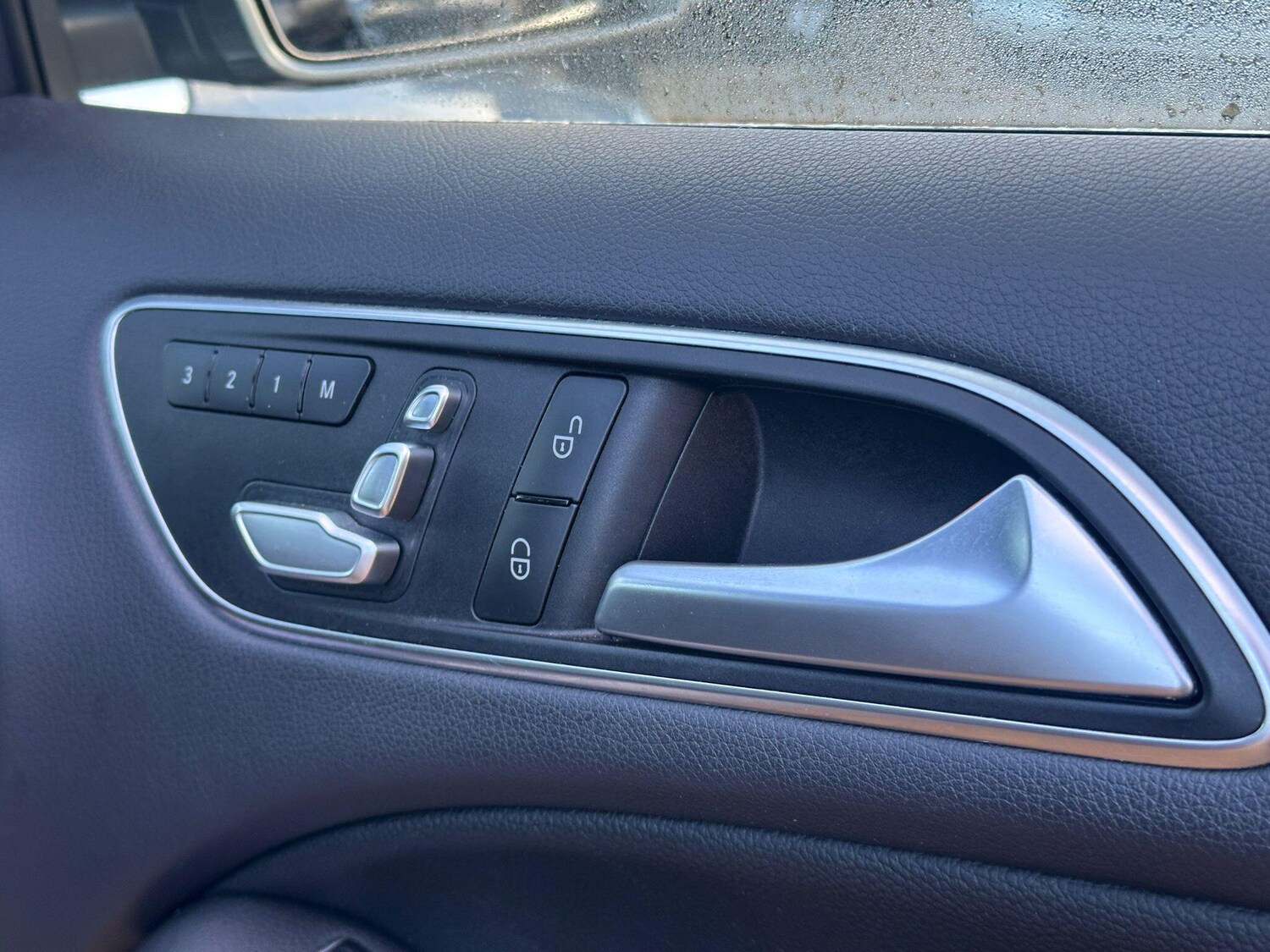 Used Mercedes-Benz B Class 2014 for sale - 76644600: Photo 43