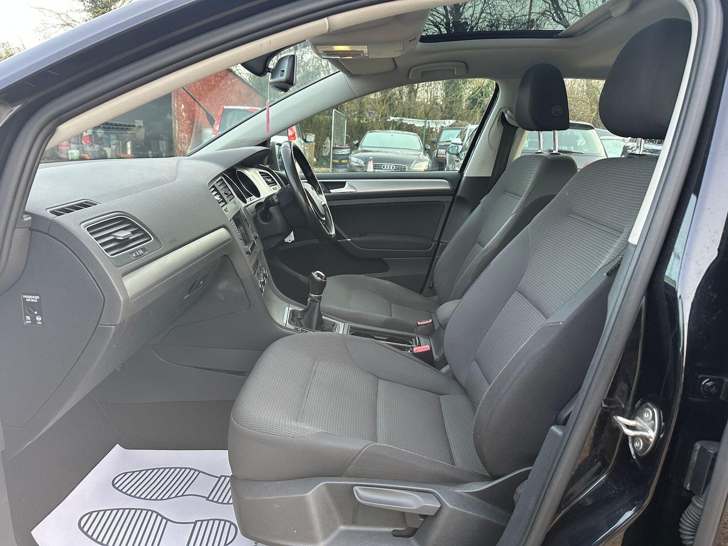 Used Volkswagen Golf 2015 for sale - 77793544: Photo 10