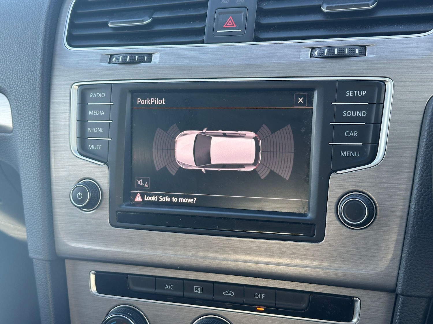 Used Volkswagen Golf 2015 for sale - 77793544: Photo 13