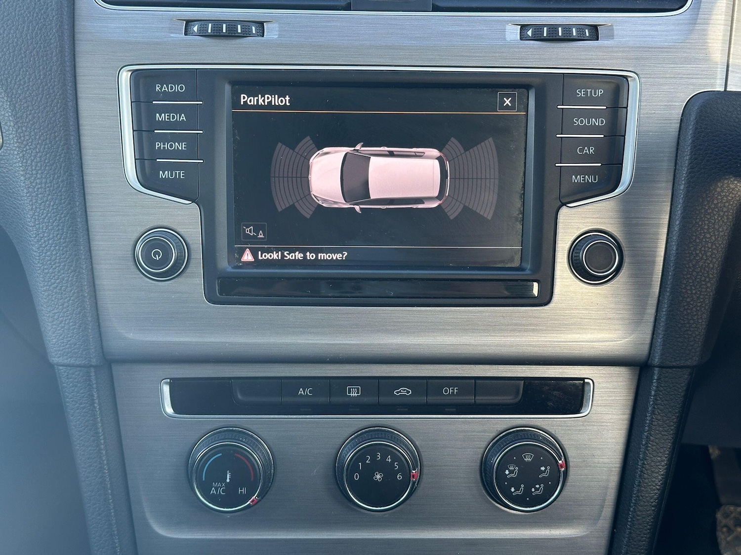 Used Volkswagen Golf 2015 for sale - 77793544: Photo 14