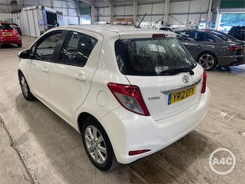 Used Toyota Yaris 2012 for sale - 79635238: Photo