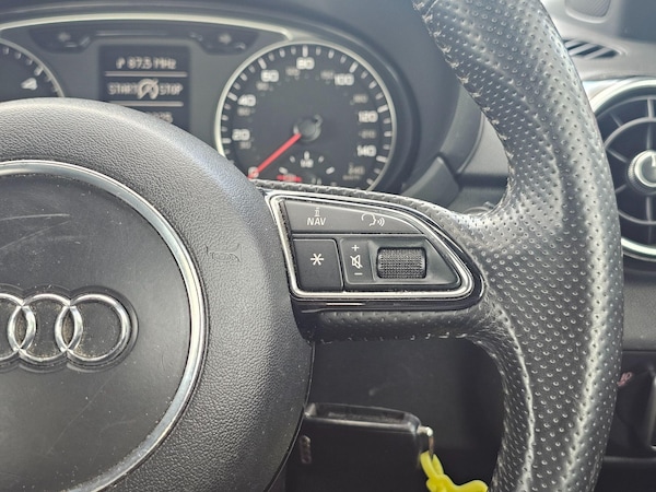 Used Audi A1 2012 for sale - 75257482: Photo 12