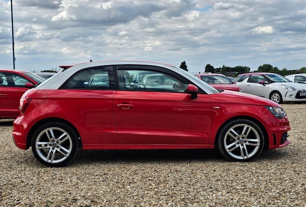 Used Audi A1 2012 for sale - 75257482: Photo 5