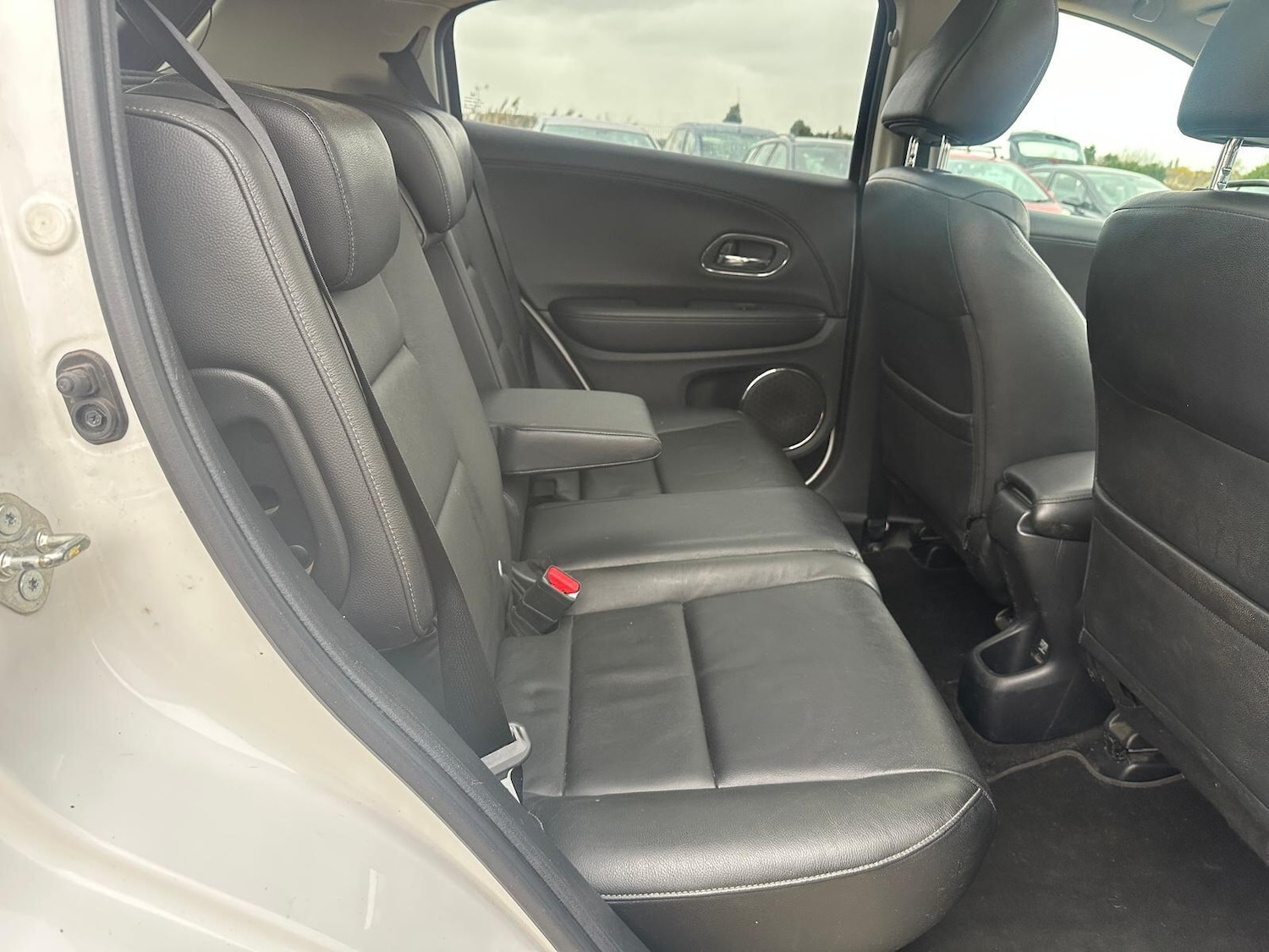 Used Honda HR-V 2015 for sale - 77683891: Photo 11