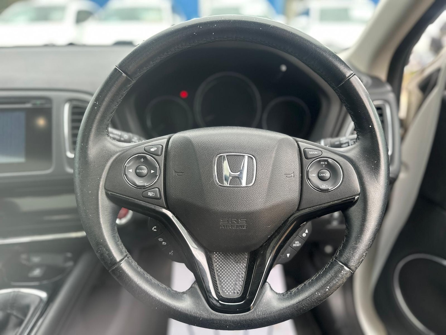Used Honda HR-V 2015 for sale - 77683891: Photo 26