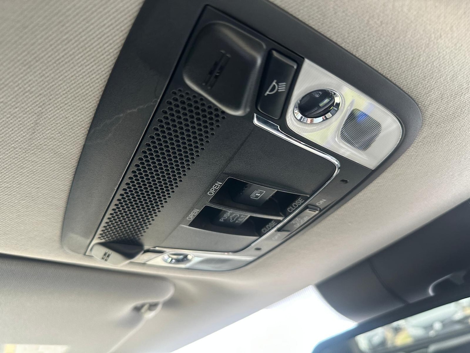 Used Honda HR-V 2015 for sale - 77683891: Photo 33