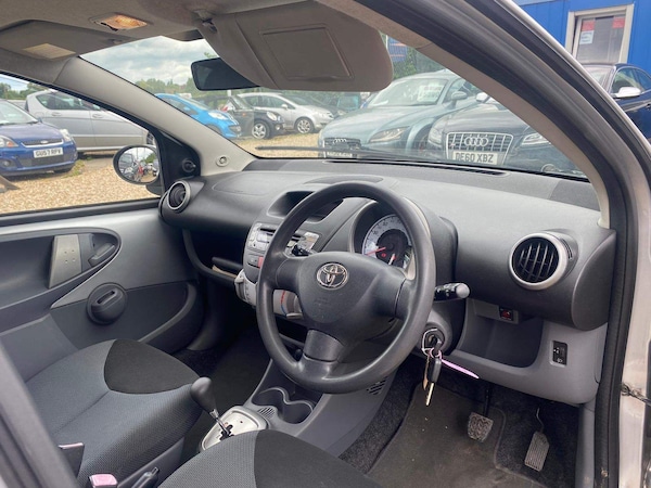 Used Toyota AYGO 2006 for sale - 75213765: Photo 11