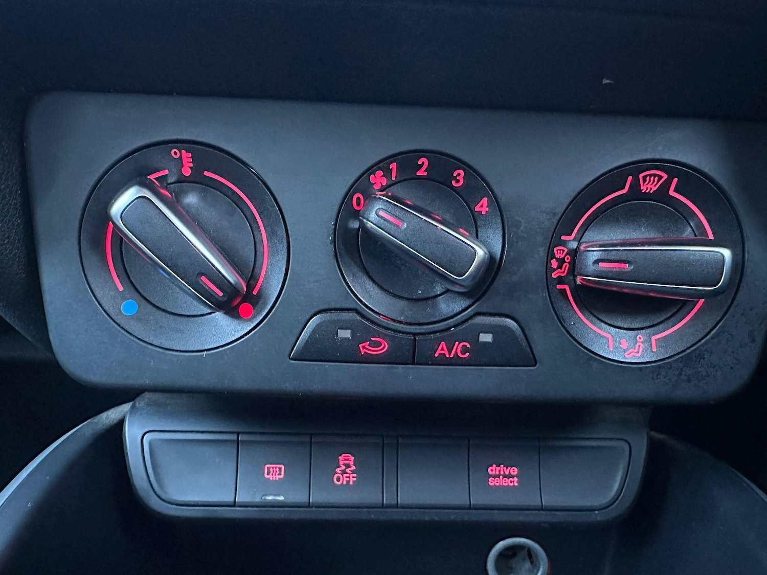 Used Audi A1 2015 for sale - 76742475: Photo 14