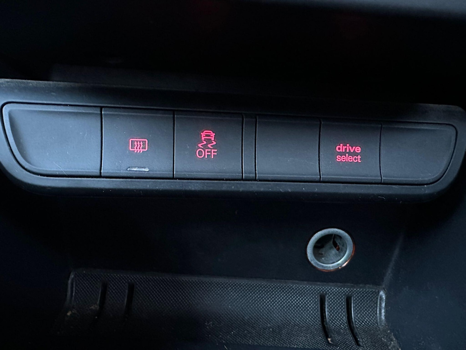 Used Audi A1 2015 for sale - 76742475: Photo 15