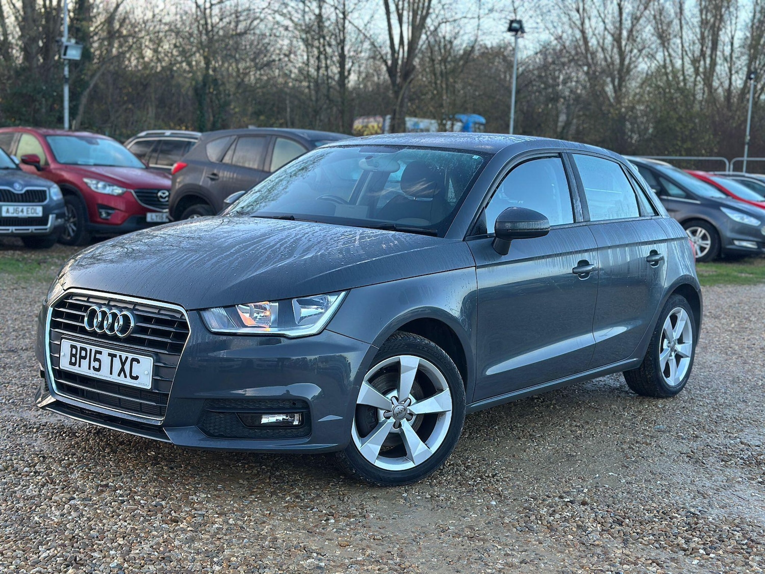 Used Audi A1 2015 for sale - 76742475: Photo 2