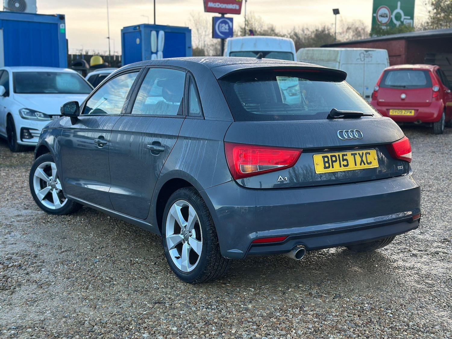 Used Audi A1 2015 for sale - 76742475: Photo 4