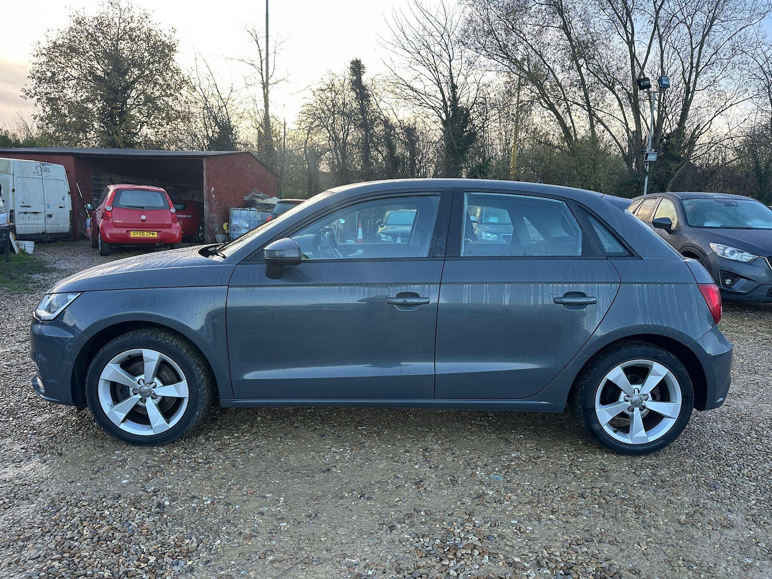 Used Audi A1 2015 for sale - 76742475: Photo 6