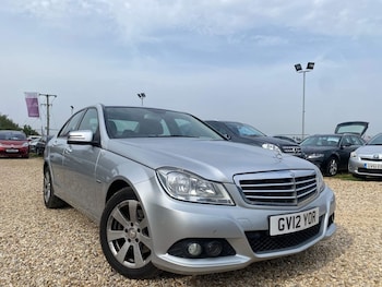 2012 (12) - C220 CDI BlueEFFICIENCY SE 4dr Auto