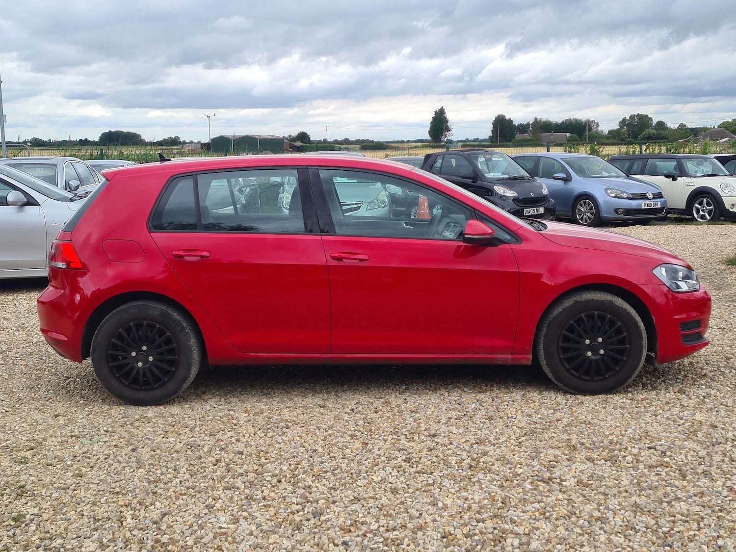 Used Volkswagen Golf 2017 for sale - 76072029: Photo 5