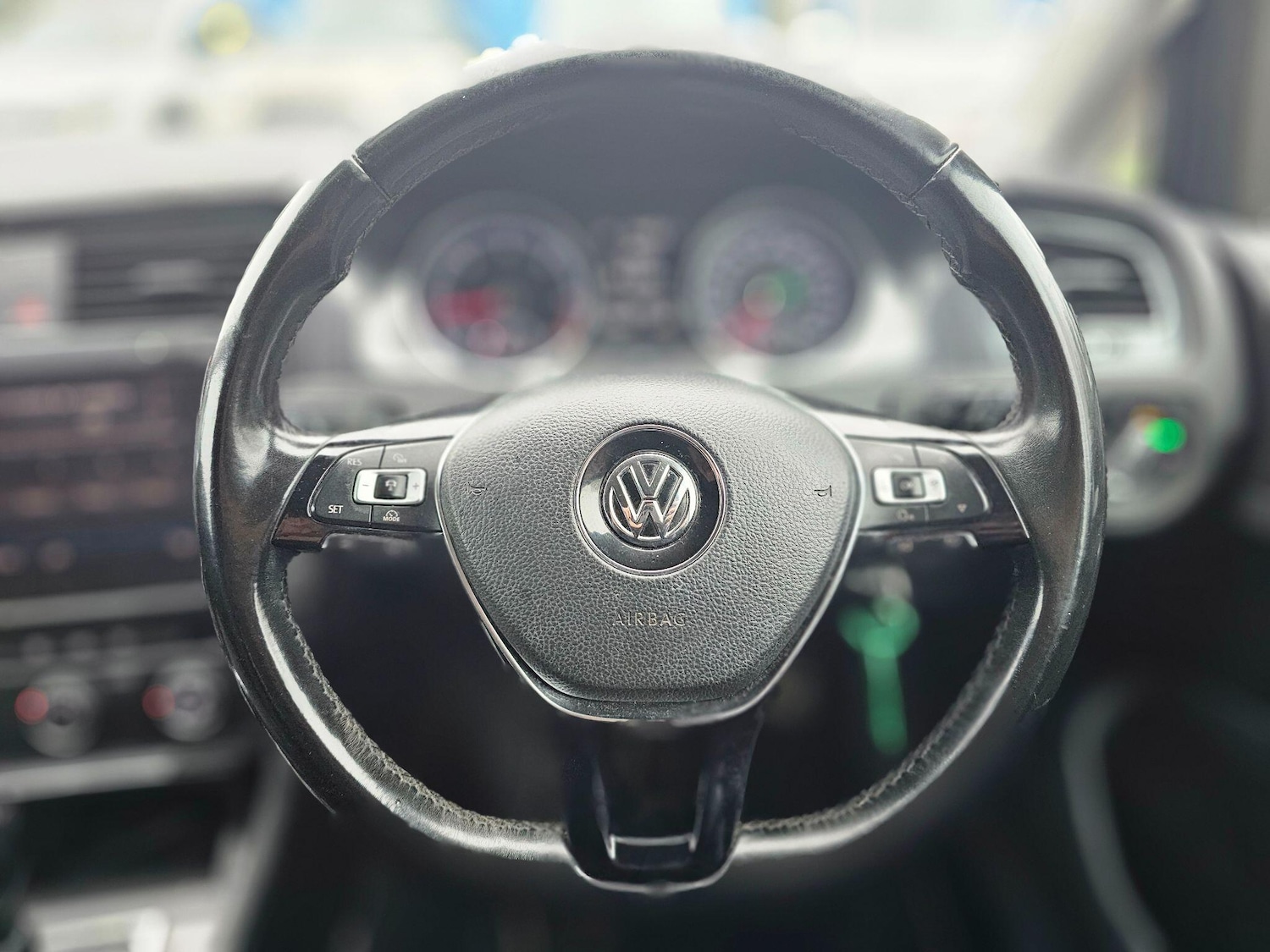 Used Volkswagen Golf 2017 for sale - 77101710: Photo 11