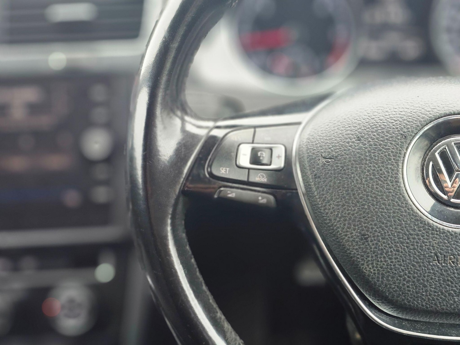 Used Volkswagen Golf 2017 for sale - 77101710: Photo 12