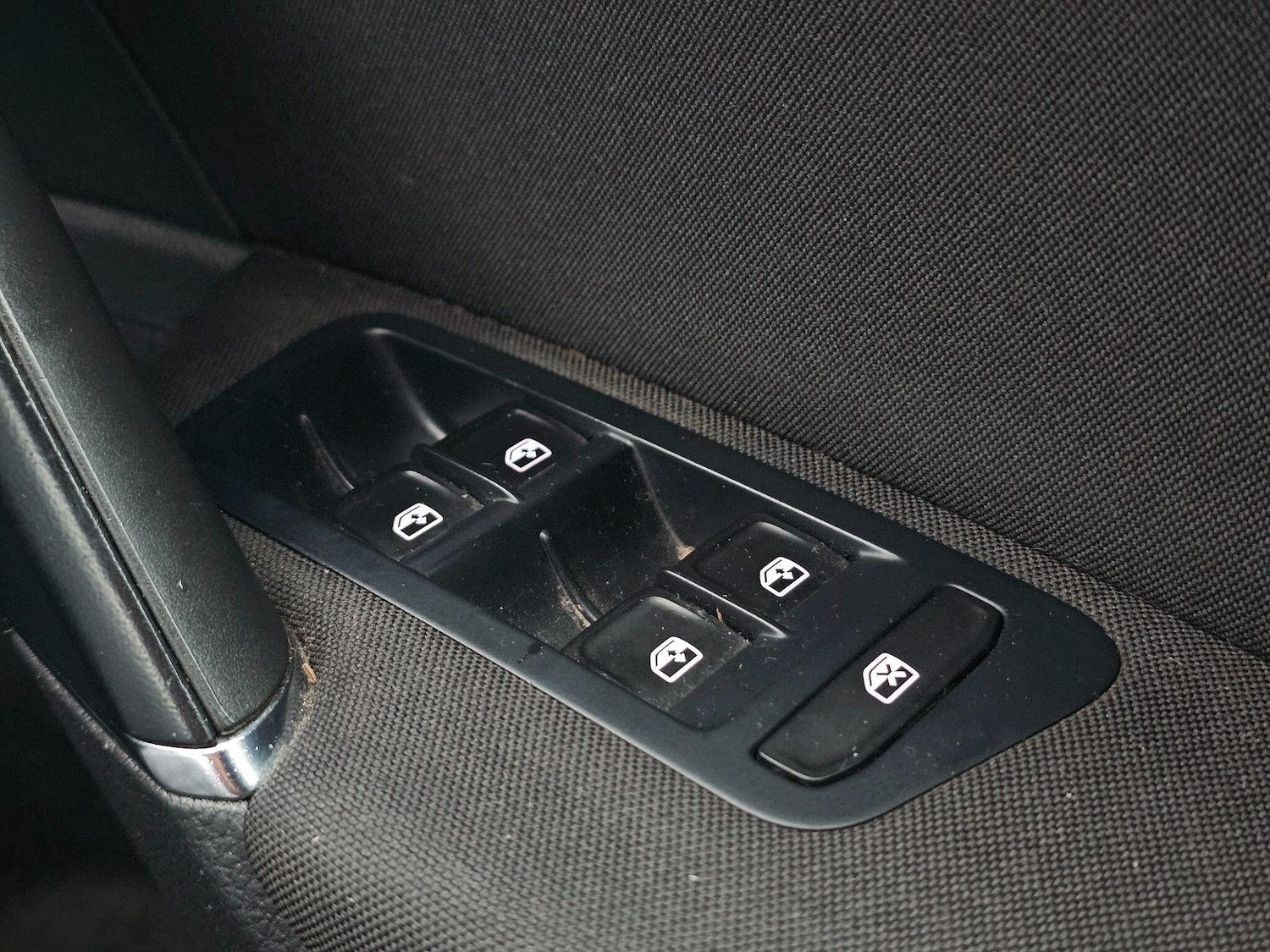 Used Volkswagen Golf 2017 for sale - 77101710: Photo 22