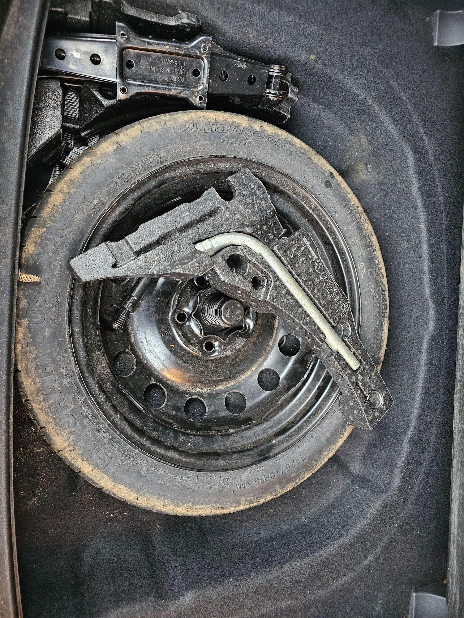 Used Volkswagen Golf 2017 for sale - 77101710: Photo 28