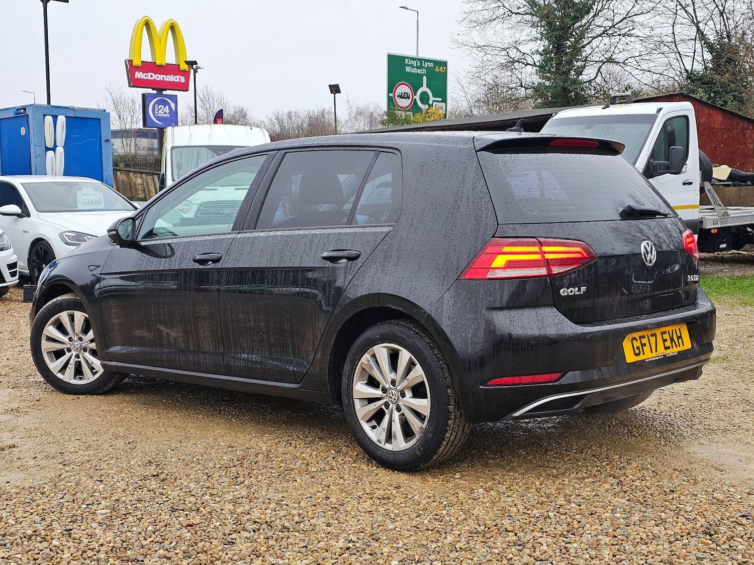 Used Volkswagen Golf 2017 for sale - 77101710: Photo 4