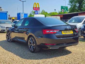 Used Skoda Superb 2018 for sale - 74096589: Photo