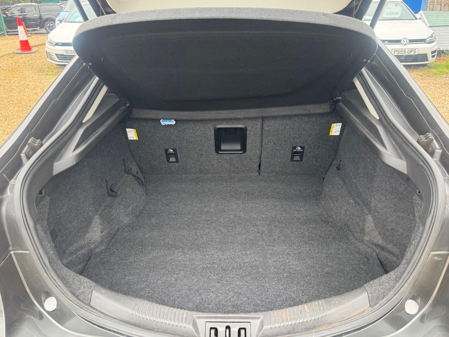 Vehicle 33