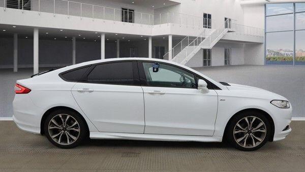 Used Ford Mondeo 2017 for sale - 76472478: Photo 5